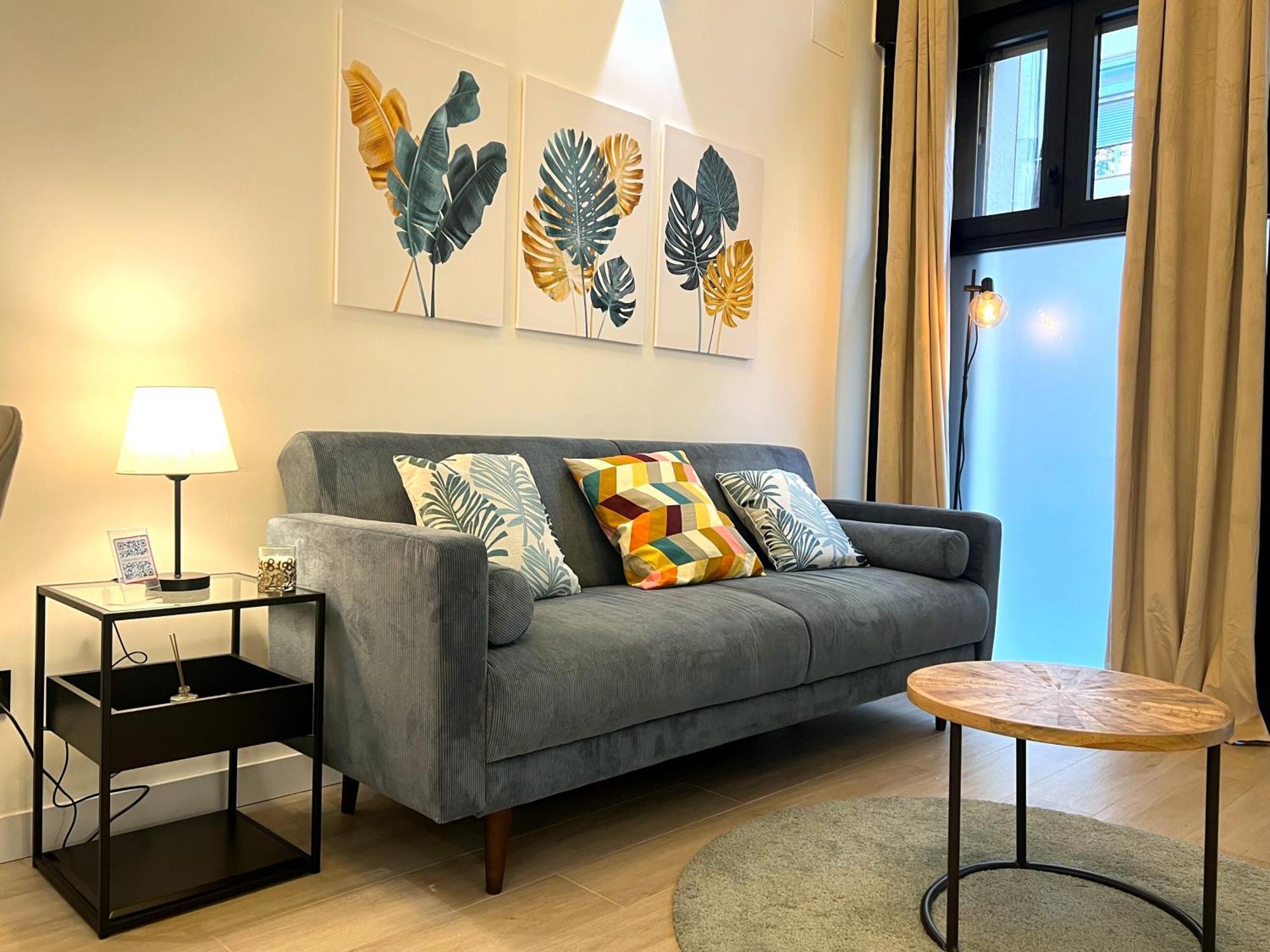 Duplex Moderno Y Acogedor Junto A Atocha Apartment มาดริด ภายนอก รูปภาพ