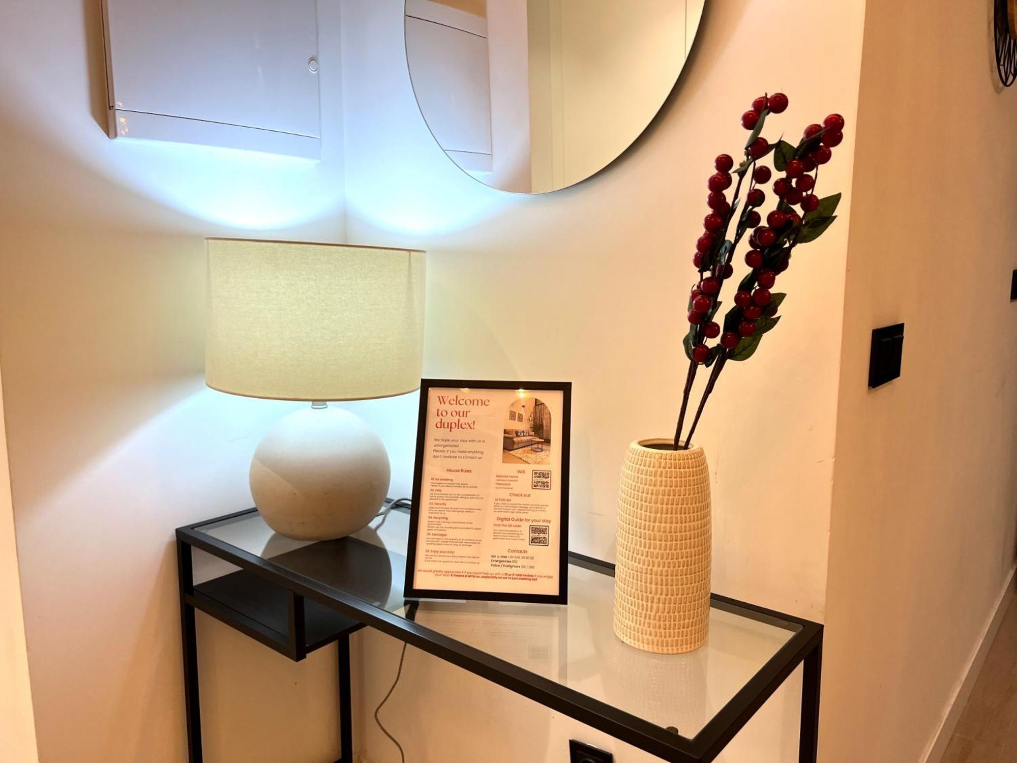 Duplex Moderno Y Acogedor Junto A Atocha Apartment มาดริด ภายนอก รูปภาพ